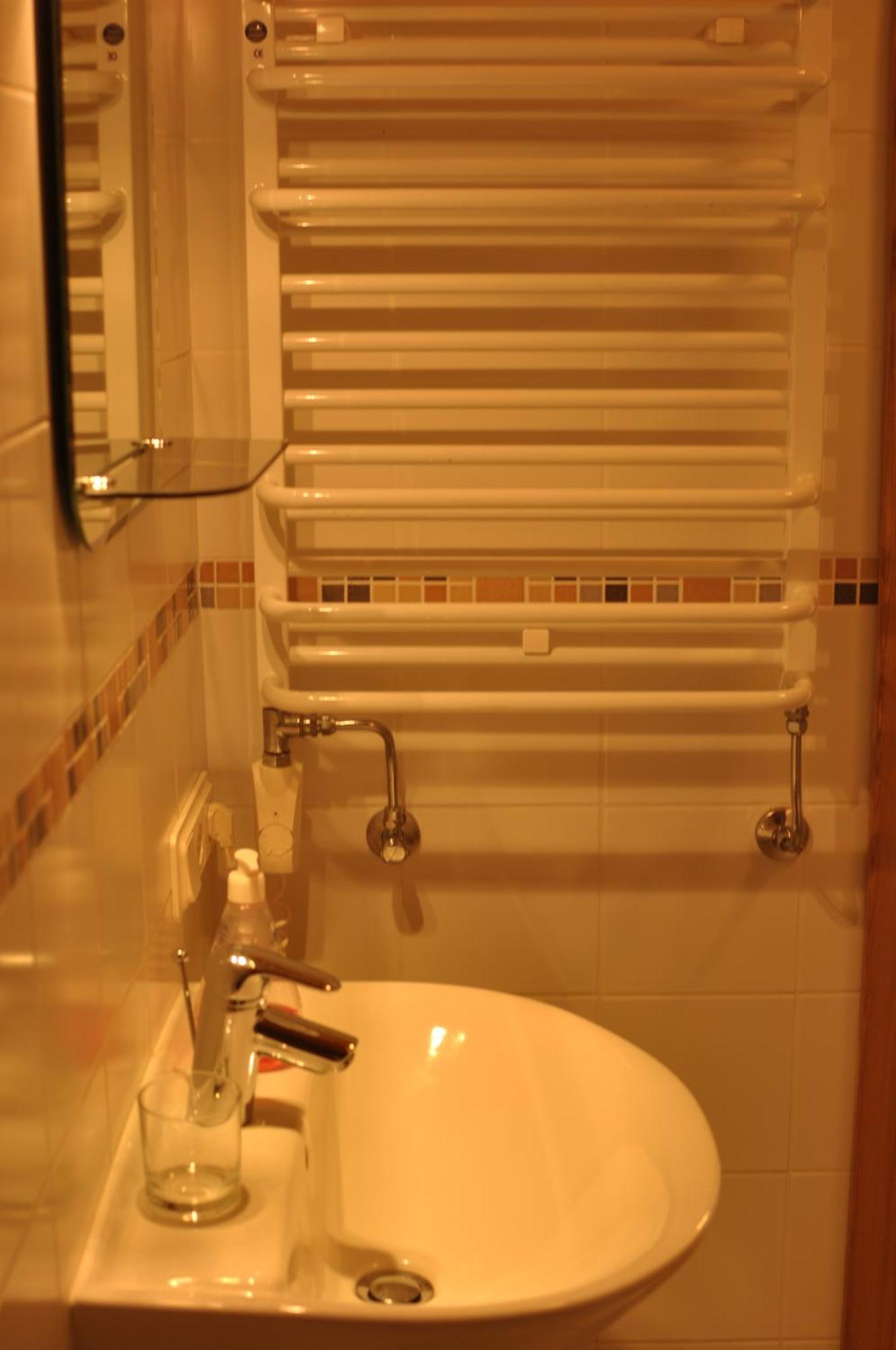 Nidos Bure Hotel Buitenkant foto