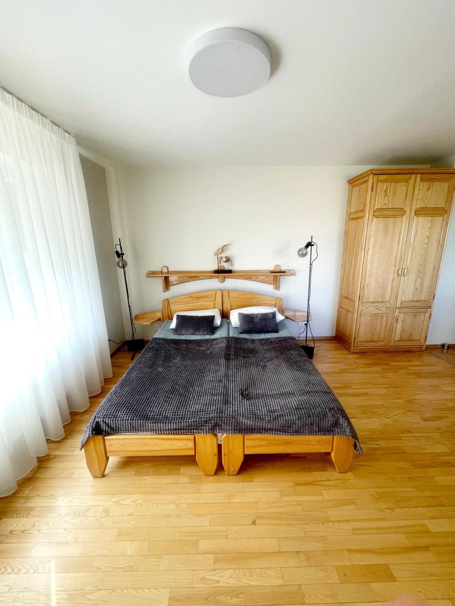 Nidos Bure Hotel Buitenkant foto